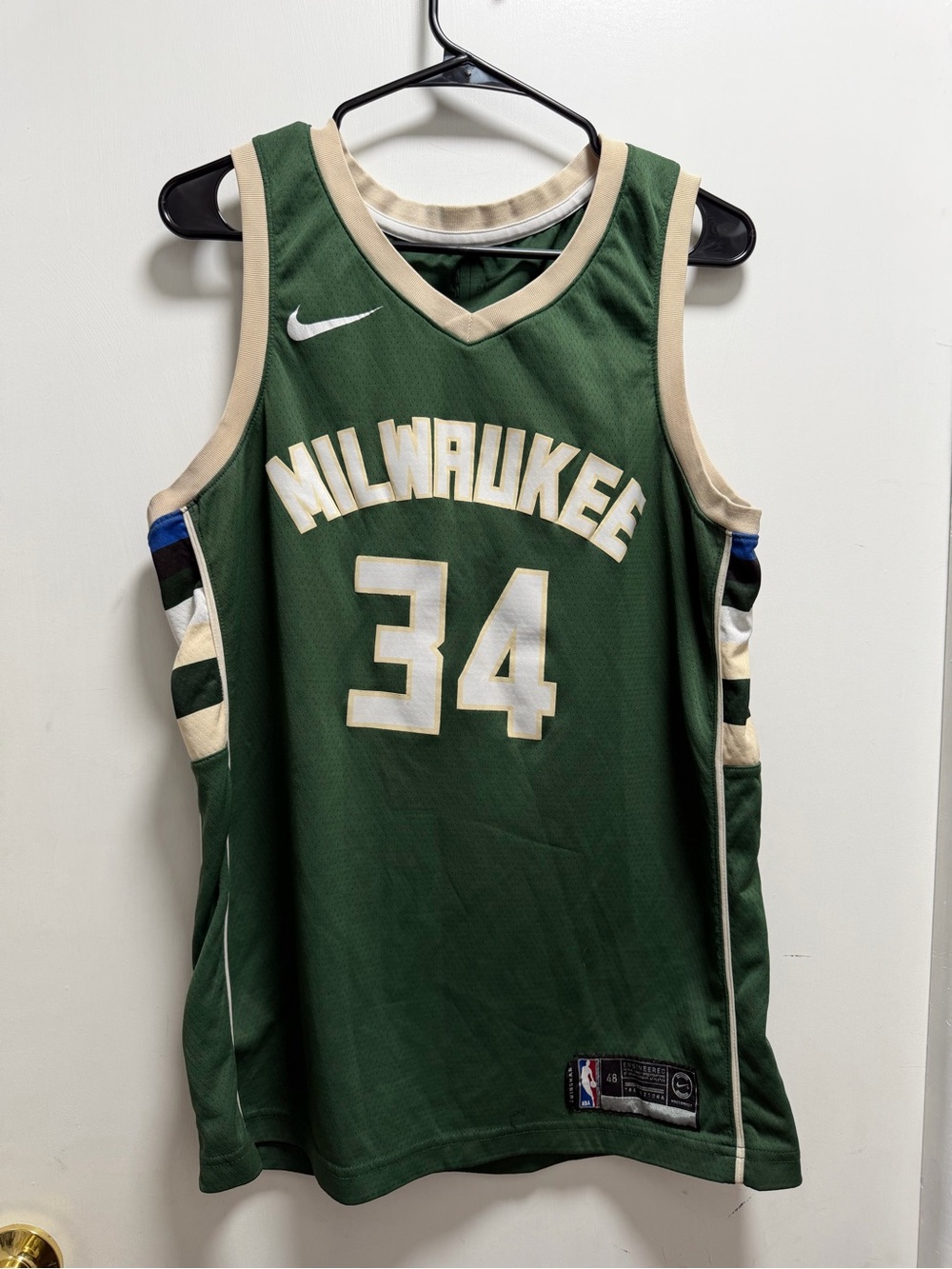 Giannis Antetokoumpo #34 Milwaukee Bucks Nike Swingman Icon Jersey Sz L